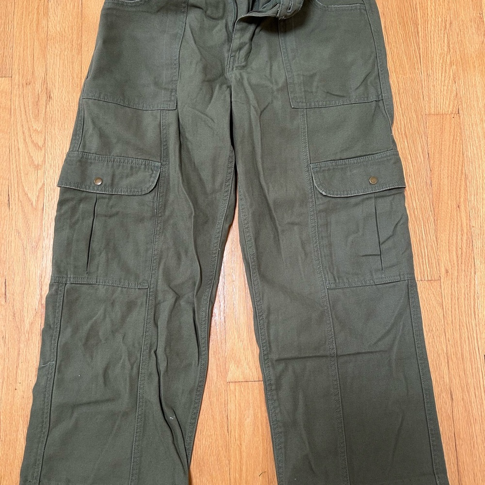 Aeropostale Green Cargo Pants Relaxed Fit